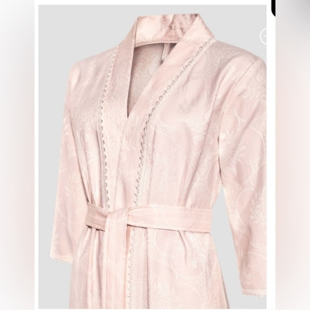Togas Doris Bathrobe Jacquard Lace Trim Pockets Pale Pink Size XL